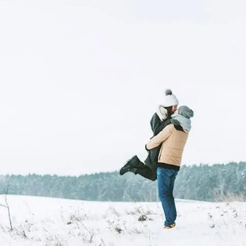 The-Perfect-Winter-Date Flora Queen