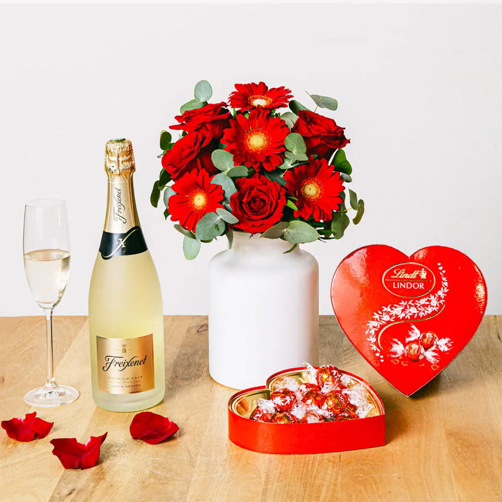 Love in Bloom Flora Queen Flora Queen